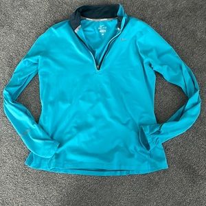 Nike - Dri-fit quarter zip size L